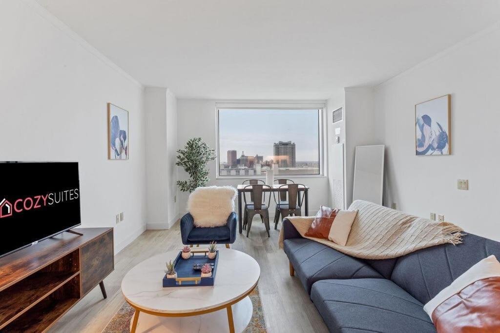Two Separate Stylish Cozysuites On The Boardwalk Atlantic City