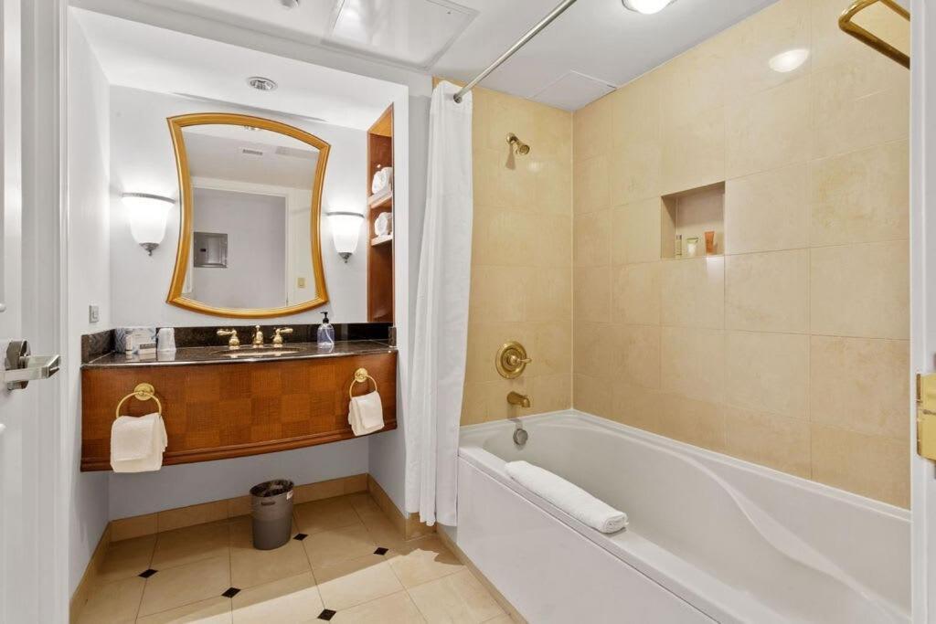 Two Separate Stylish Cozysuites On The Boardwalk Apartment